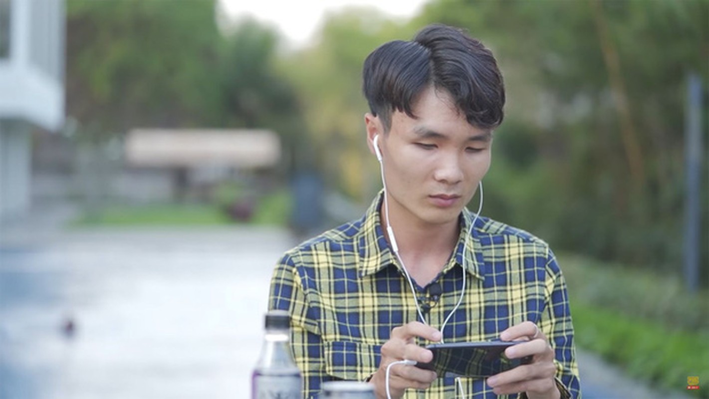 Chang game thu Viet tro thanh Youtuber duoc ca the gioi nguong mo-Hinh-3