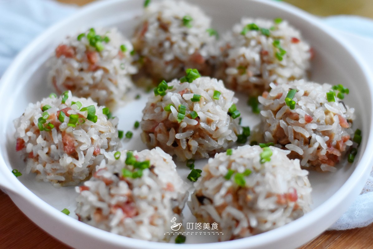 Món xôi viên thịt lạ miệng, con khảnh ăn cũng "chén" không ngừng - Hình 13 Mon xoi vien thit la mieng, con khanh an cung