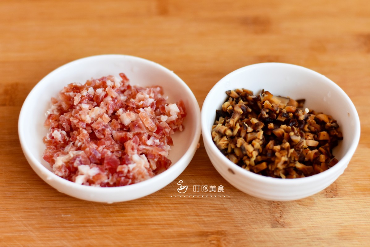 Món xôi viên thịt lạ miệng, con khảnh ăn cũng "chén" không ngừng - Hình 6 Mon xoi vien thit la mieng, con khanh an cung