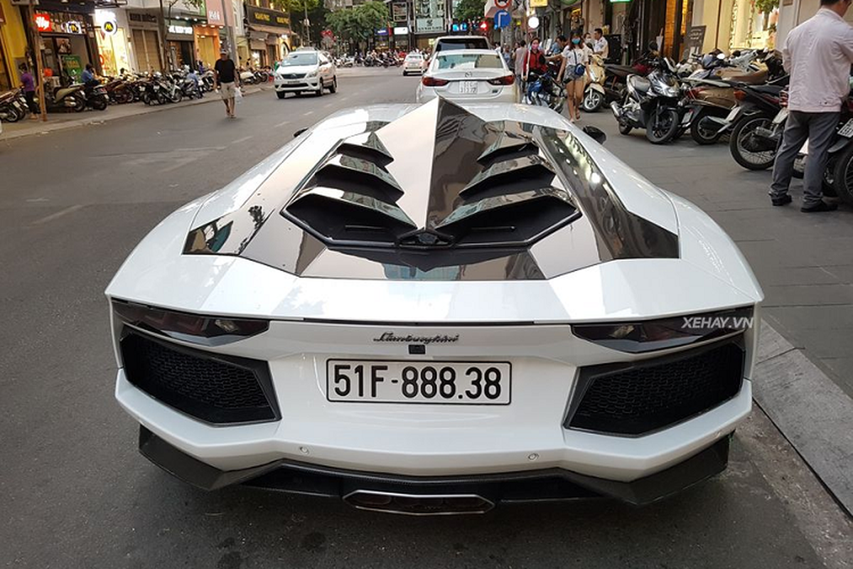 Sieu xe Lamborghini Aventador hon 20 ty chinh hang o Sai Gon-Hinh-3
