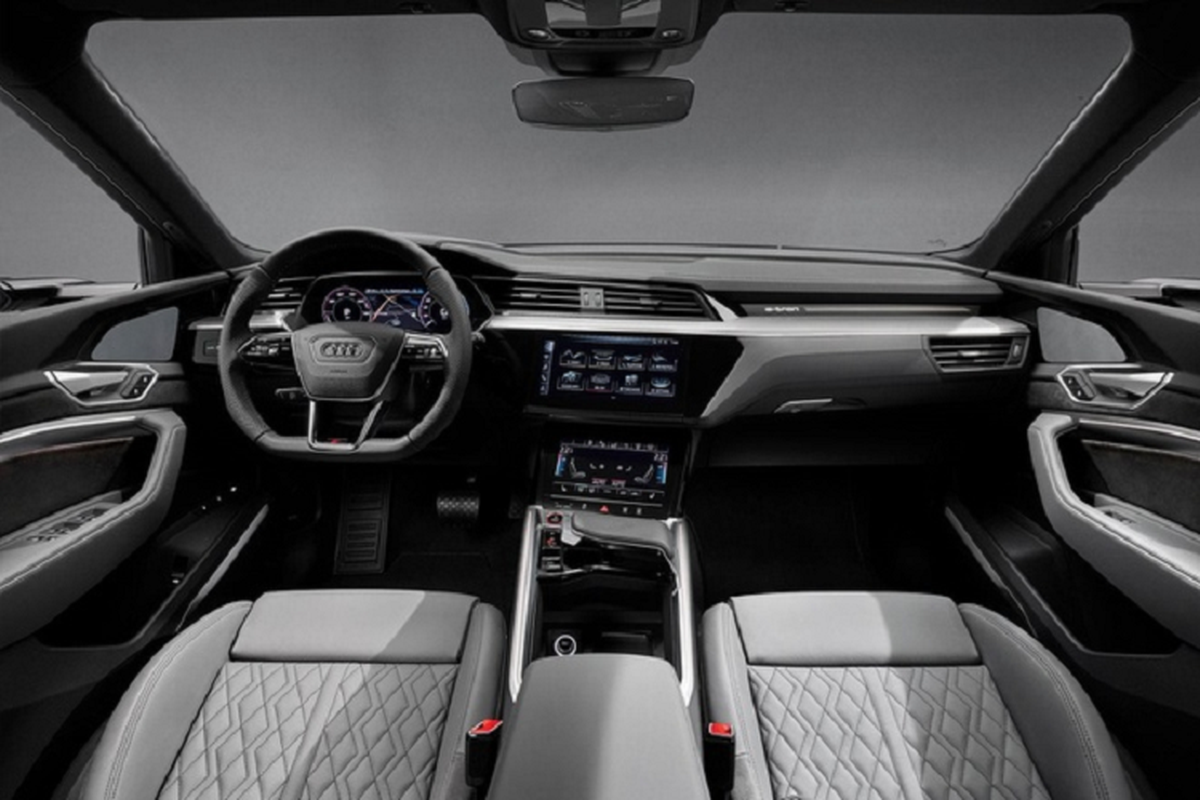Ra mat xe sang chay dien Audi e-tron Black Edition 2021 moi-Hinh-4