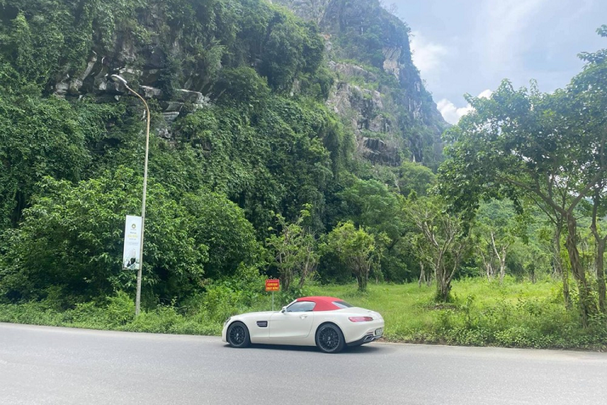 Mercedes-AMG GT Roadster hon 10 ty ve tay dai gia Sai Gon-Hinh-5