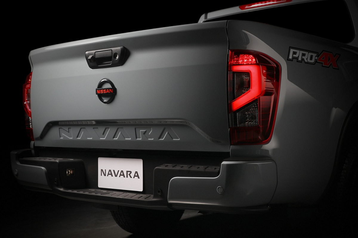 Nissan Navara 2021 moi, san sang cho cuoc 