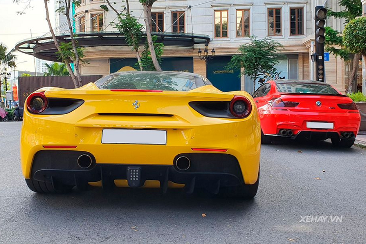 4 chiếc Ferrari bản thử nghiệm được bán với giá hơn 5 triệu USD  Ôtô
