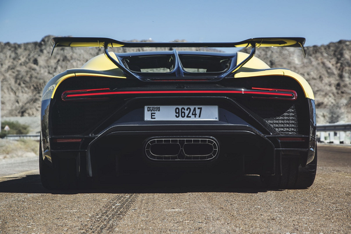 Bugatti Chiron Pur Sport hon 3,5 trieu USD thu nghiem tai Dubai-Hinh-7