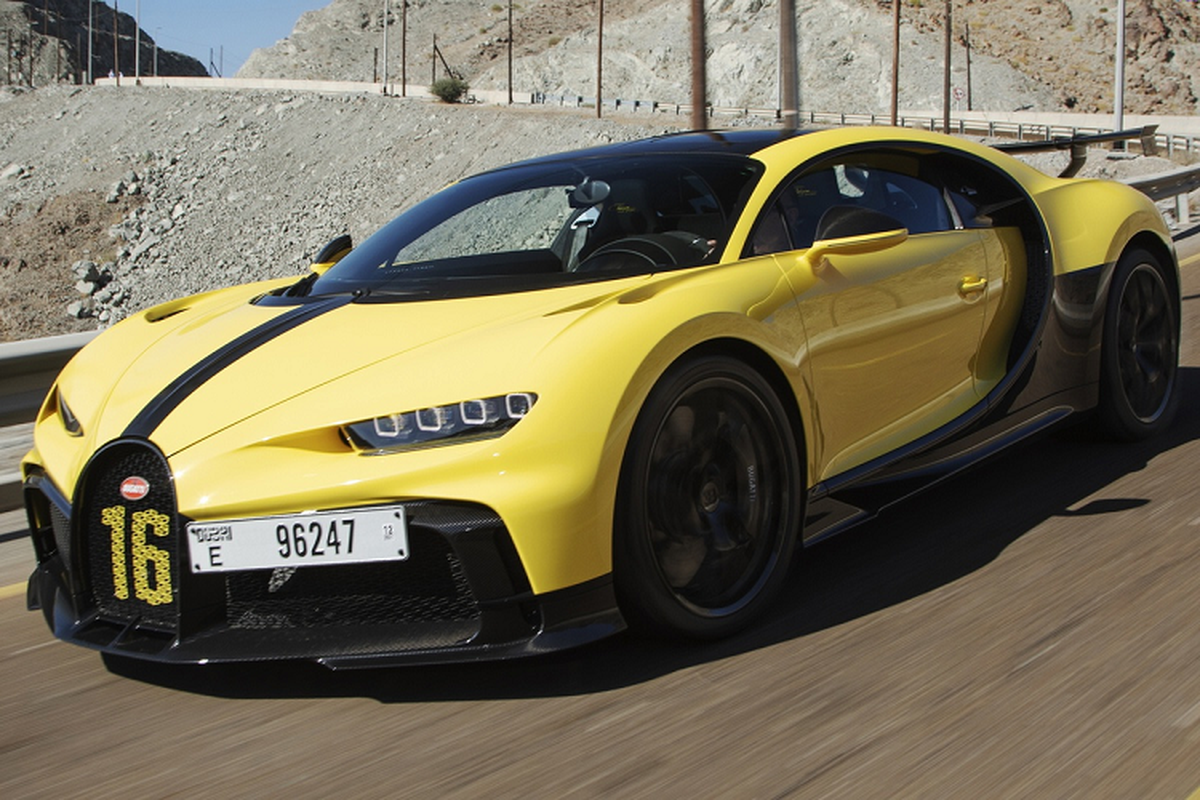 Bugatti Chiron Pur Sport hon 3,5 trieu USD thu nghiem tai Dubai