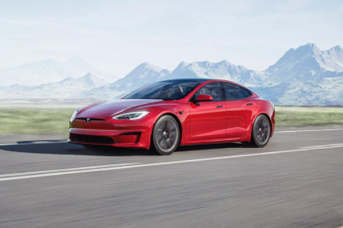 Tesla Model S 2021 chay hon 800 km/mot lan sac, tu 79.990 USD