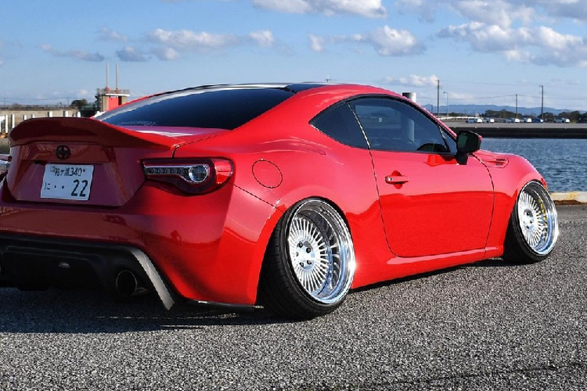 See Toyota 86 Style Cb Extremely Low Stance Low Roar Alexwa Com