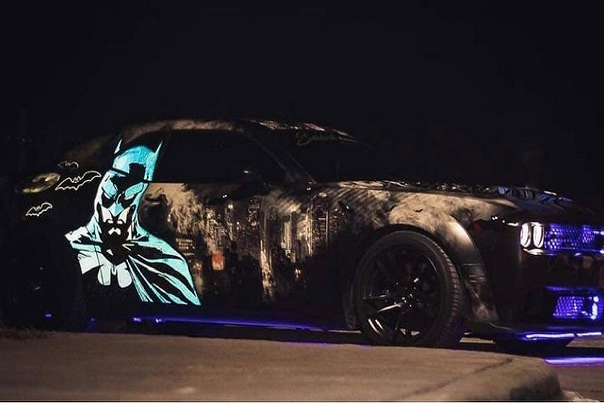Dodge Challenger Dark Knight - xe co bap cho “fan Nguoi Doi“-Hinh-7