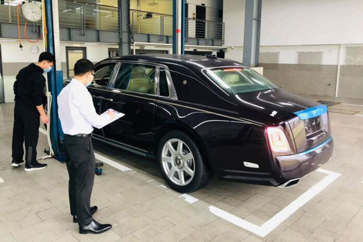 Dai gia Binh Thuan tau Rolls-Royce Phantom VIII hon 50 ty dong