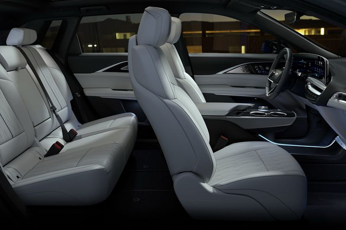 SUV dien Cadillac Lyriq 2022 chi hon 1 ty dong, “dau” Tesla Model X-Hinh-4