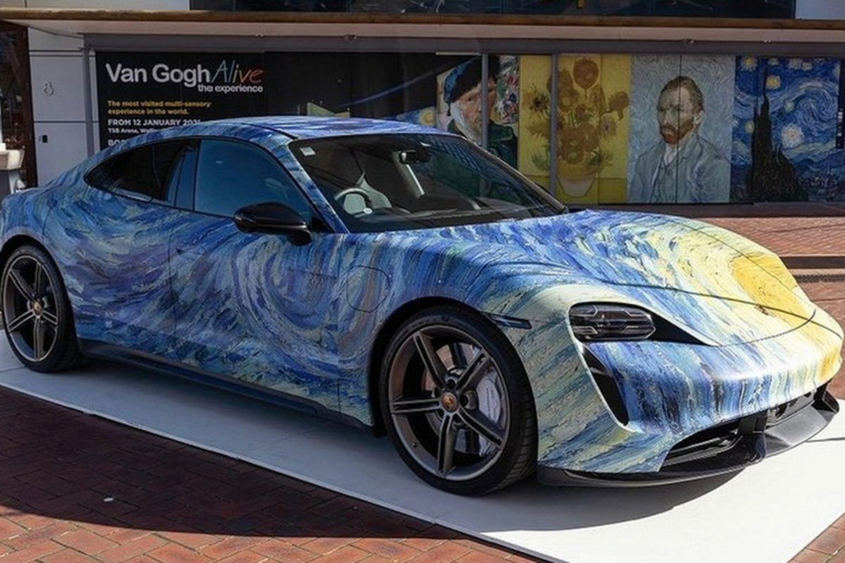 Porsche Taycan “khoac ao” Starry Night cuc doc cua Vincent Van Gogh-Hinh-4