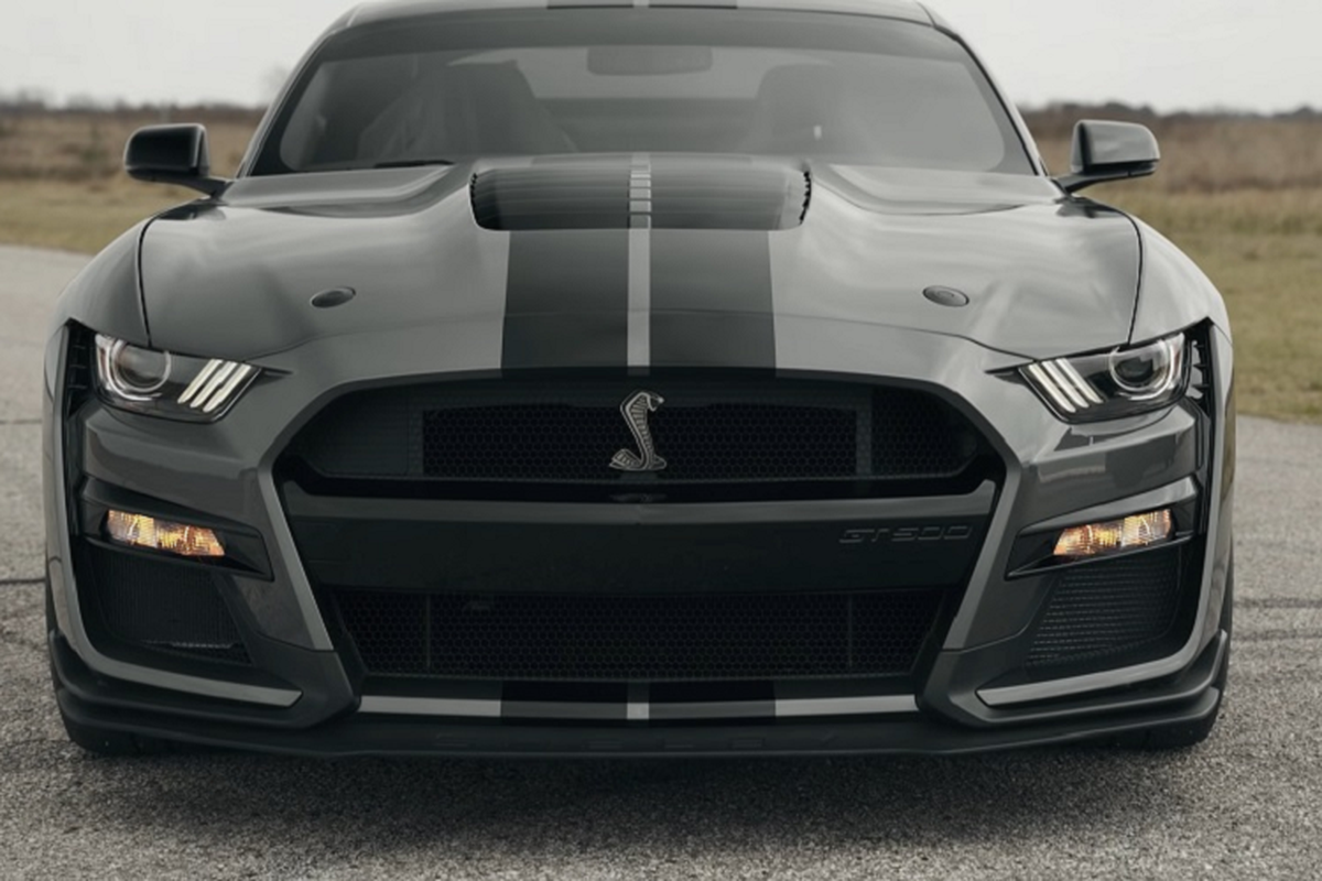 Ford Mustang Shelby GT500 thành 