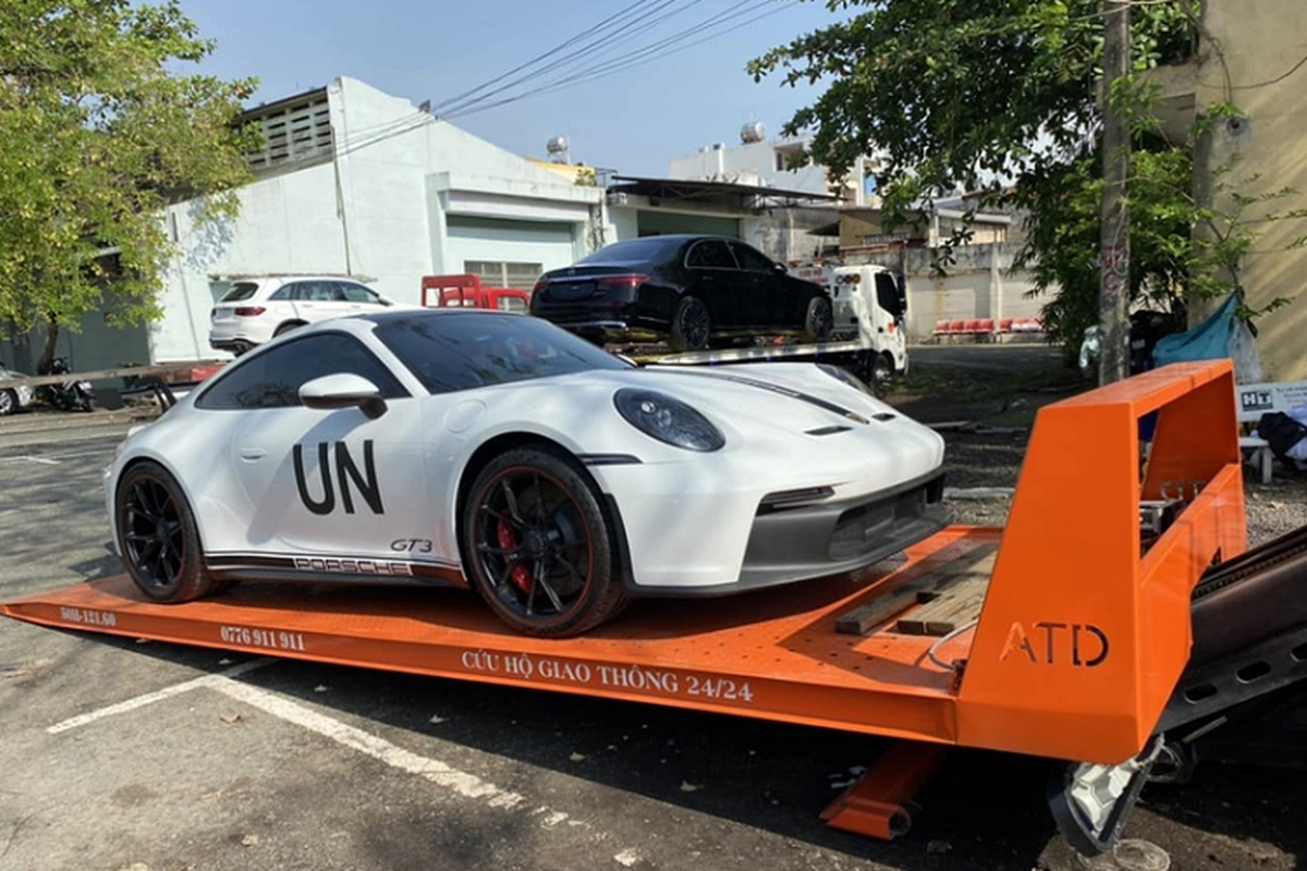 Porsche 911 GT3 hon 12 ty cua ong Dang Le Nguyen Vu ra bien trang-Hinh-4