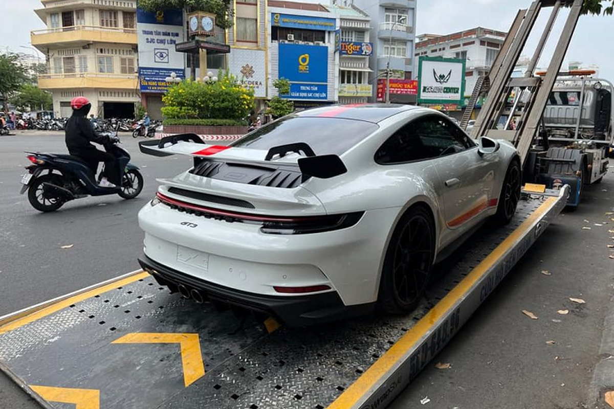 Porsche 911 GT3 hon 12 ty cua ong Dang Le Nguyen Vu ra bien trang-Hinh-5