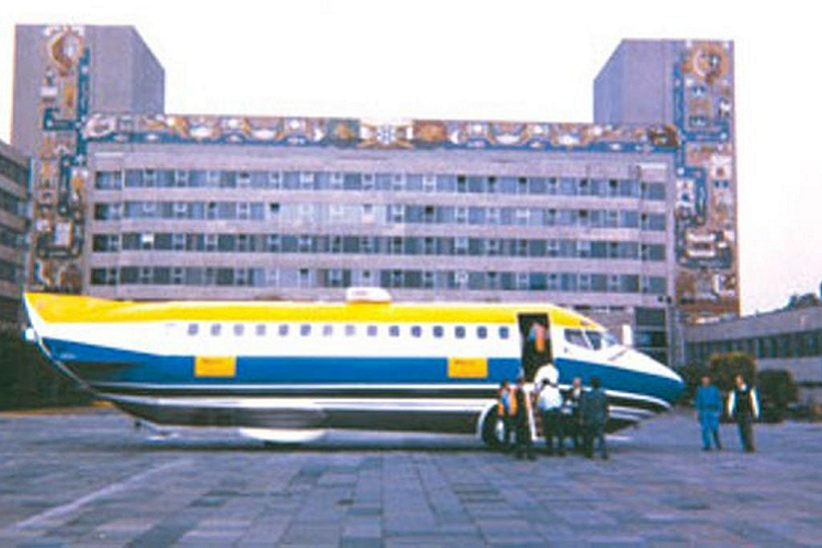 Boeing 727 Jet Limo do tu may bay phan luc gia 6,4 ty dong-Hinh-4