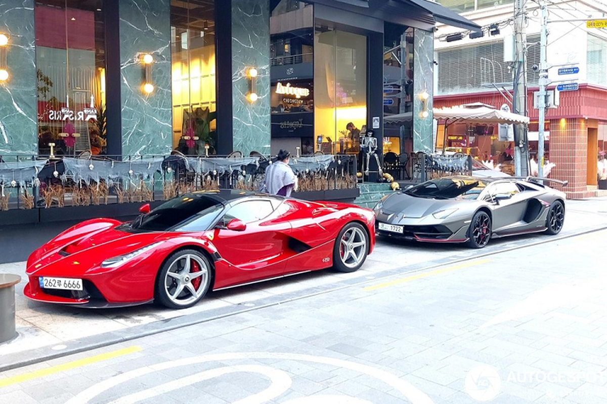 Cặp đôi Ferrari LaFerrari Aperta siêu hiếm của đại gia Hàn Quốc - Hình 6 Cap doi Ferrari LaFerrari Aperta sieu hiem cua dai gia Han Quoc-Hinh-6