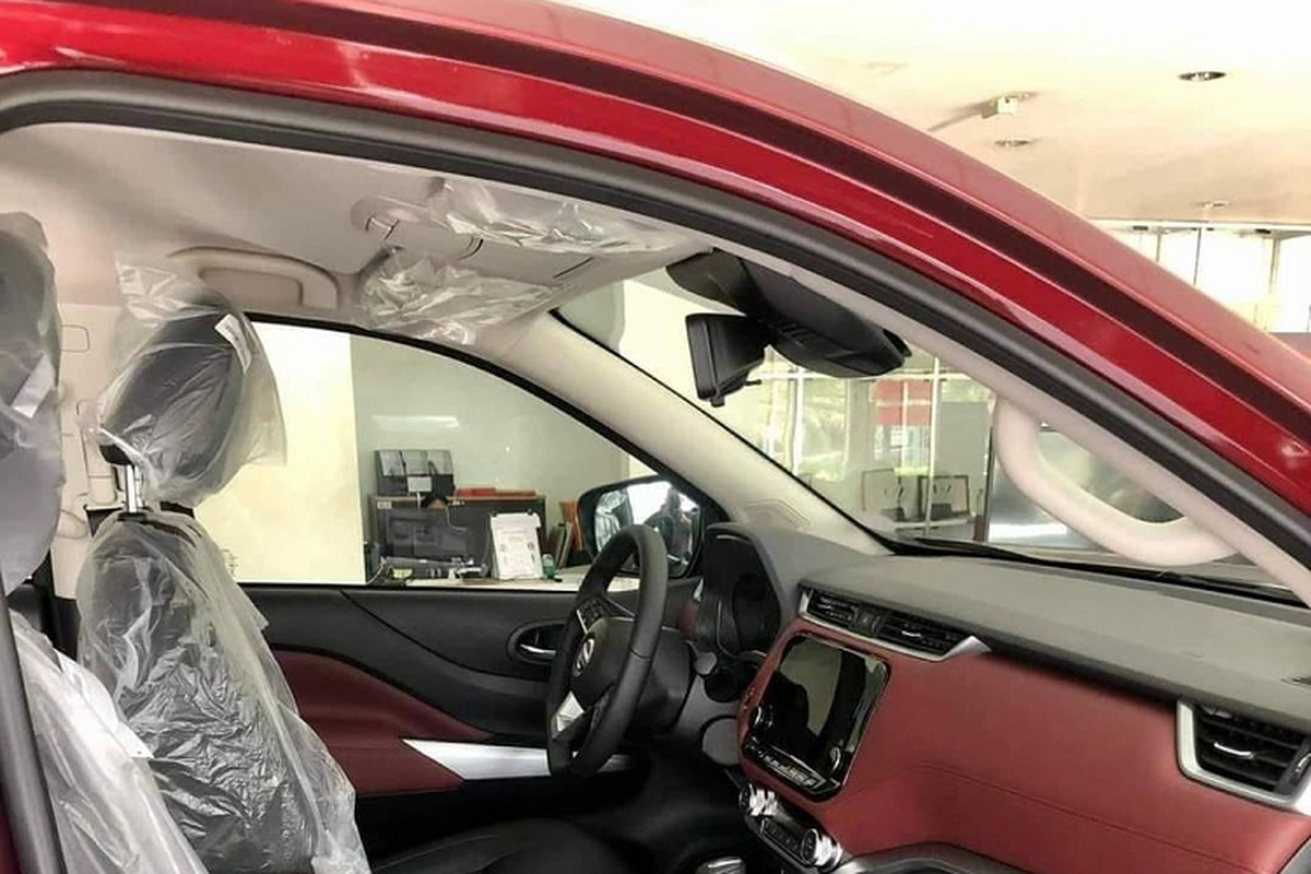 Nissan Terra 2023 mở cọc tại Việt Nam, dự kiến hơn 900 triệu đồng - Hình 6 Nissan Terra 2023 mo coc tai Viet Nam, du kien hon 900 trieu dong-Hinh-6