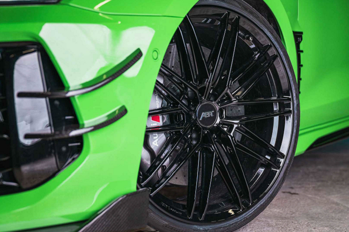 Audi RS3 Sportback mạnh tới 500 mã lực nhờ ABT "dao kéo" - Hình 3 Audi RS3 Sportback manh toi 500 ma luc nho ABT