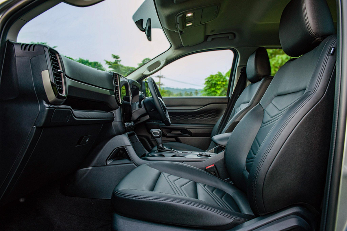 Ford Everest Trend 2023 từ 853 triệu đồng tại Thái, sắp về Việt Nam - Hình 7 Ford Everest Trend 2023 tu 853 trieu dong tai Thai, sap ve Viet Nam-Hinh-7