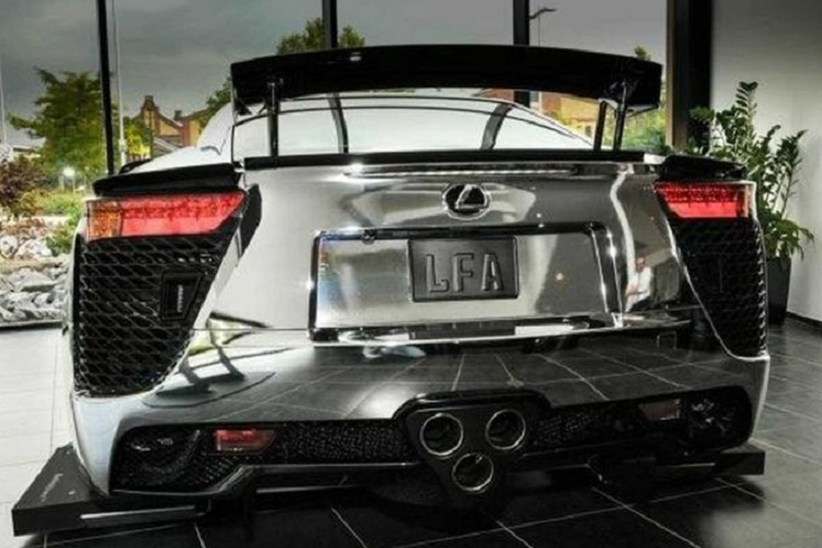 Lexus LFA phủ crôm độc nhất thế giới "thét giá" 24 tỷ đồng... ế - Hình 7 Lexus LFA phu crom doc nhat the gioi