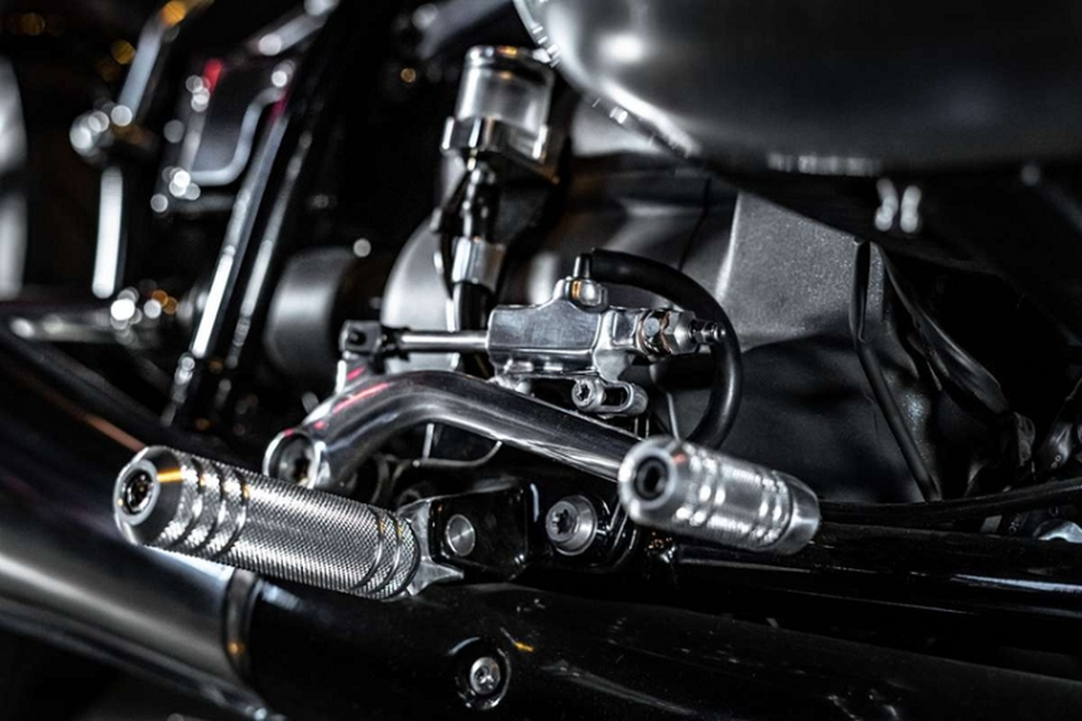 Ngắm "quái thú" BMW R18 độ Magnifica Chopper độc nhất vô nhị - Hình 7 Ngam