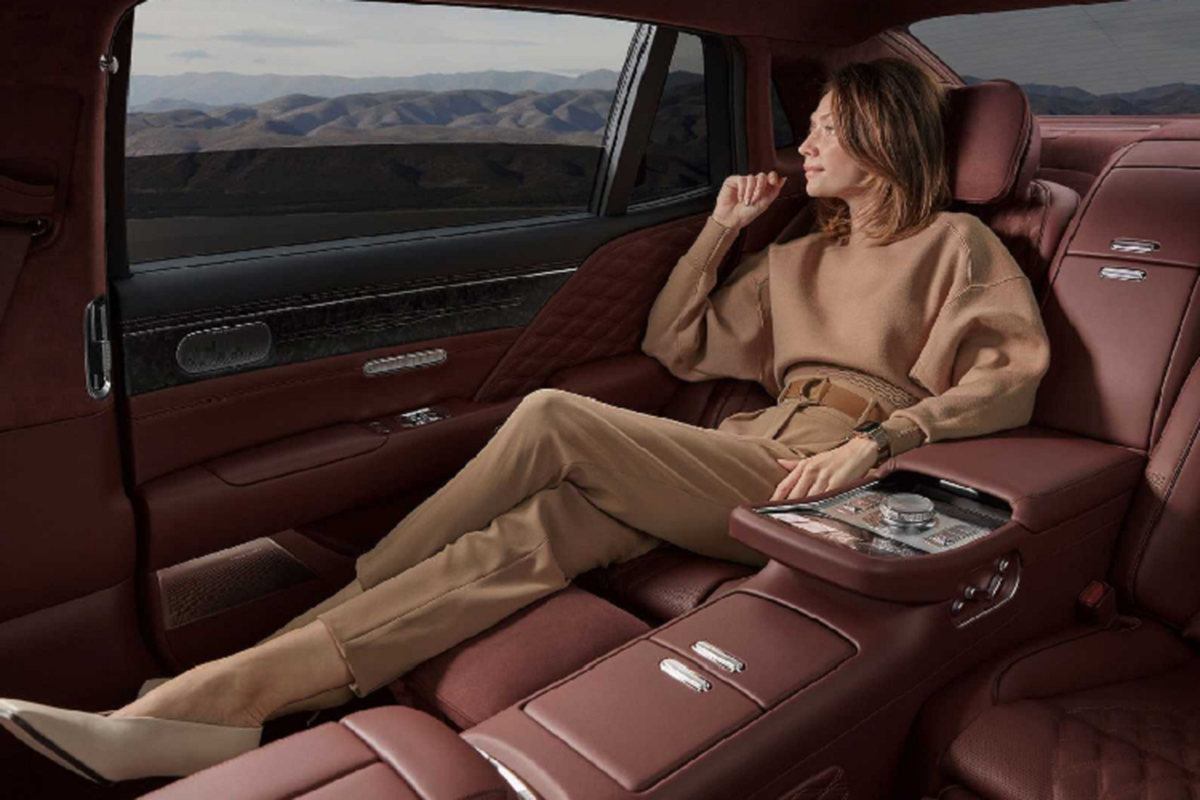 Genesis G90 2023 bán gần 90.000 USD, đắt hơn cả xe sang Đức? - Hình 3 Genesis G90 2023 ban gan 90.000 USD, dat hon ca xe sang Duc?-Hinh-3