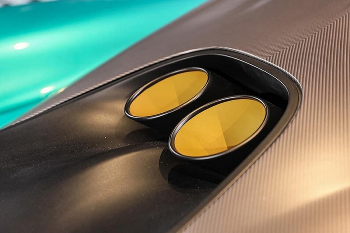 Ông Đặng Lê Nguyên Vũ "đặt gạch" xe Aston Martin Valhalla đắt nhất - Hình 4 Ong Dang Le Nguyen Vu