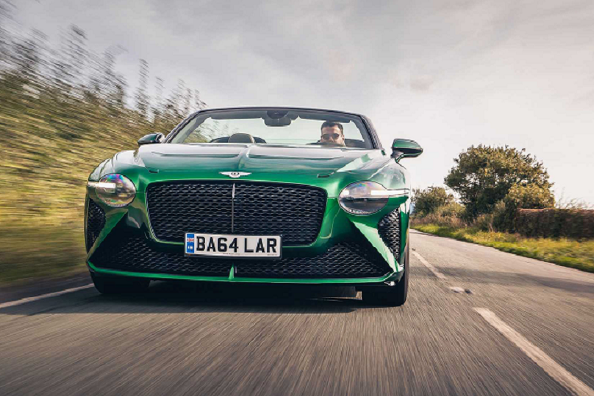 Dàn xe Bentley Mulliner Bacalar siêu sang đủ sắc màu xuất xưởng - Hình 3 Dan xe Bentley Mulliner Bacalar sieu sang du sac mau xuat xuong-Hinh-3