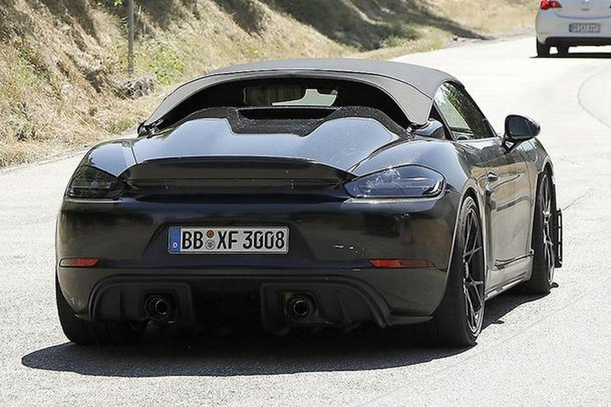 Porsche 718 Boxster Spyder RS lộ diện - nhẹ, cứng và nhanh hơn - Hình 5 Porsche 718 Boxster Spyder RS lo dien - nhe, cung va nhanh hon-Hinh-5