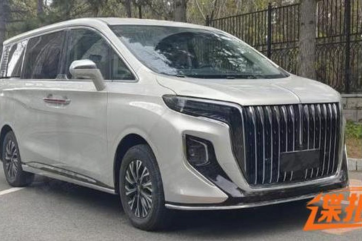 Lộ diện thiết kế Hồng Kỳ HQ9 - Mẫu MPV hạng sang "nhái" Lexus LM? - Hình 5 Lo dien thiet ke Hong Ky HQ9 - Mau MPV hang sang