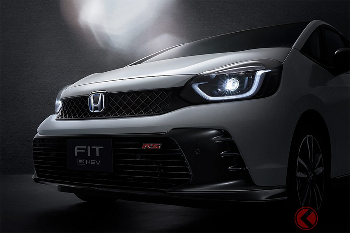 Chi tiết Honda Jazz RS 2023, động cơ e:HEV hoàn toàn mới - Hình 6 Chi tiet Honda Jazz RS 2023, dong co e:HEV hoan toan moi-Hinh-6