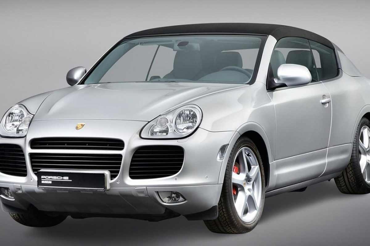 Porsche Cayenne mui trần lần đầu tiên hé lộ sau 20 năm “ra lò“ - Hình 2 Porsche Cayenne mui tran lan dau tien he lo sau 20 nam “ra lo“-Hinh-2