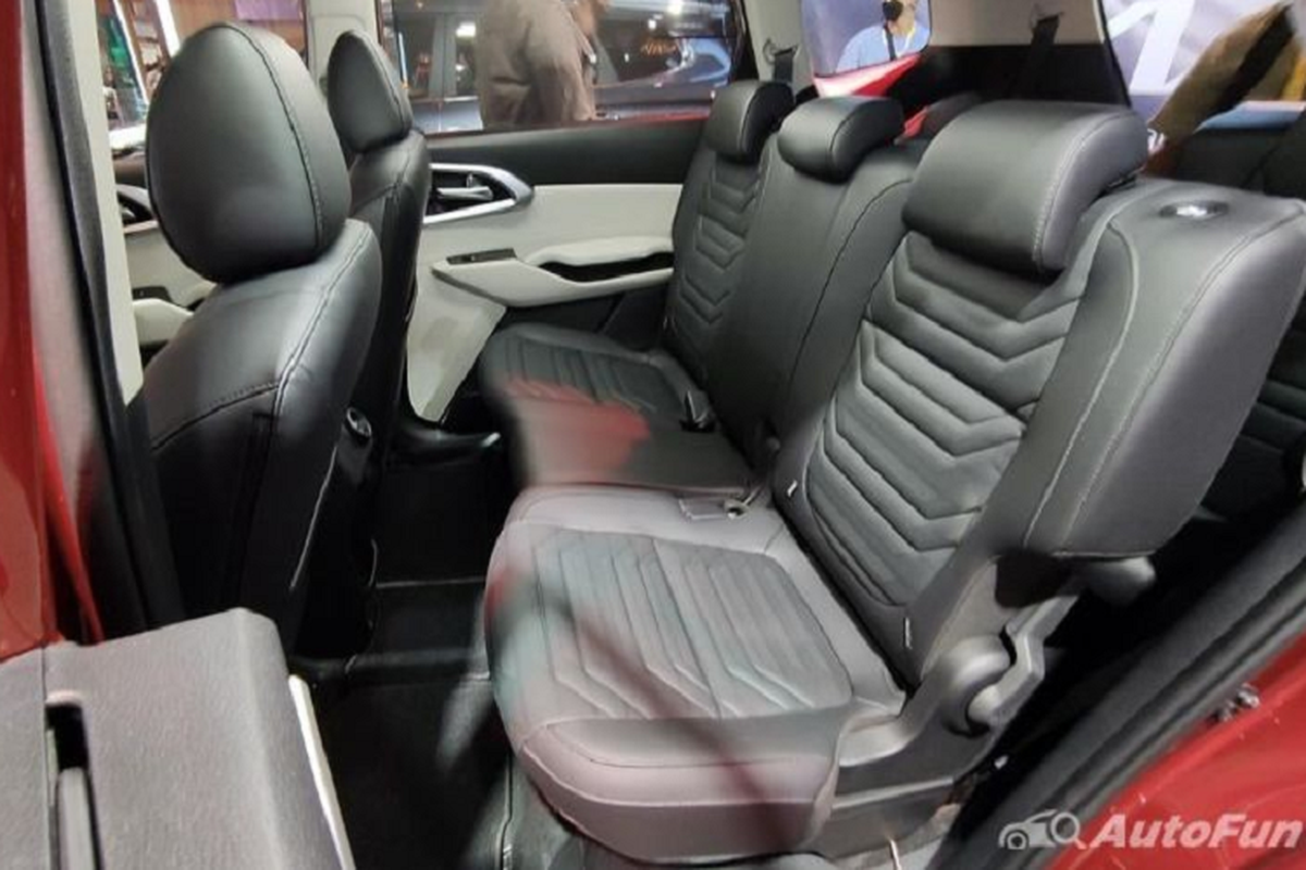 Kia Carens 2022 sắp về Việt Nam, giá đắt hơn cả Mitsubishi Xpander? - Hình 8 Kia Carens 2022 sap ve Viet Nam, gia dat hon ca Mitsubishi Xpander?-Hinh-8