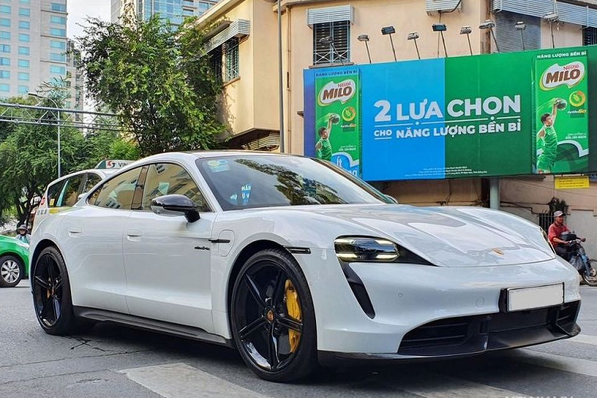 Lý do Porsche Taycan tại Việt Nam có thể giảm tới 700 triệu đồng? Ly do Porsche Taycan tai Viet Nam co the giam toi 700 trieu dong?