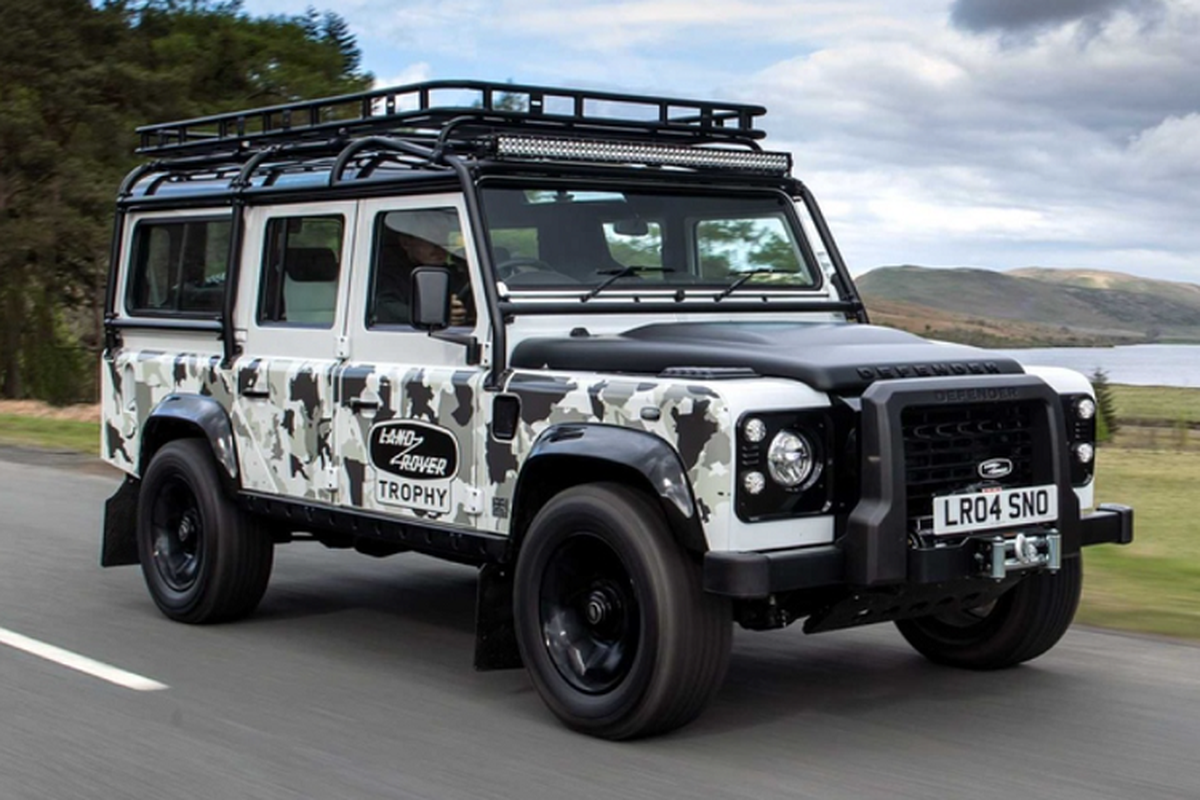 Land Rover Classic Defender Works V8 Trophy II 2023 từ 6,4 tỷ đồng Land Rover Classic Defender Works V8 Trophy II 2023 tu 6,4 ty dong