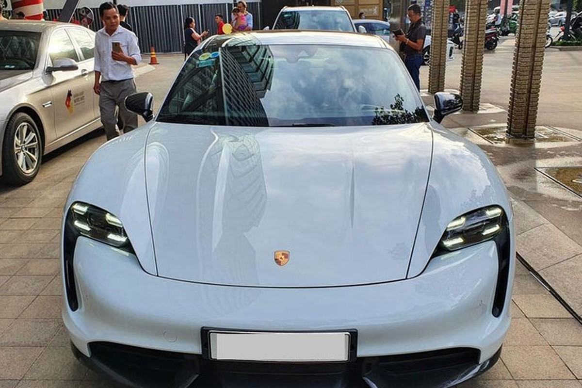 Lý do Porsche Taycan tại Việt Nam có thể giảm tới 700 triệu đồng? - Hình 3 Ly do Porsche Taycan tai Viet Nam co the giam toi 700 trieu dong?-Hinh-3