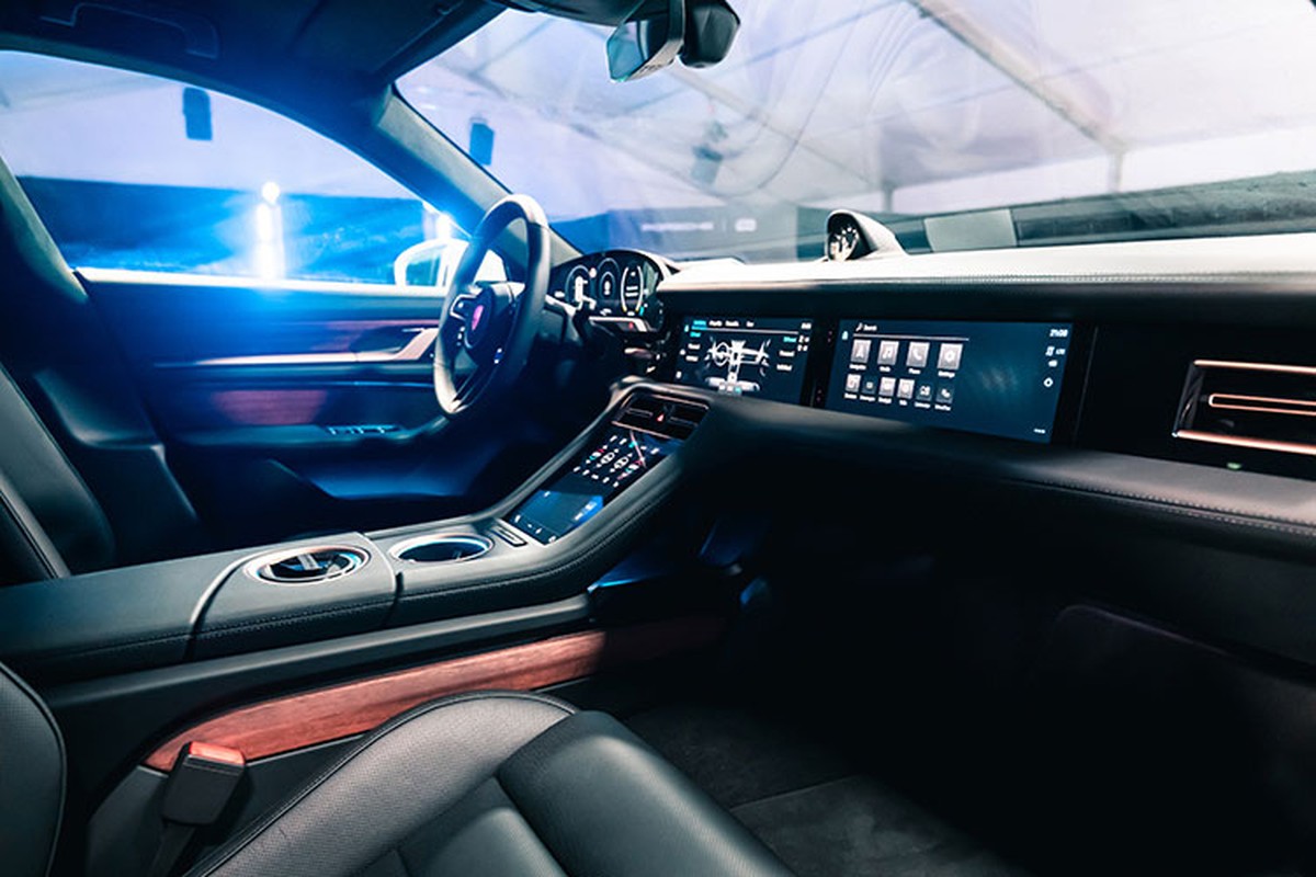 Lý do Porsche Taycan tại Việt Nam có thể giảm tới 700 triệu đồng? - Hình 5 Ly do Porsche Taycan tai Viet Nam co the giam toi 700 trieu dong?-Hinh-5