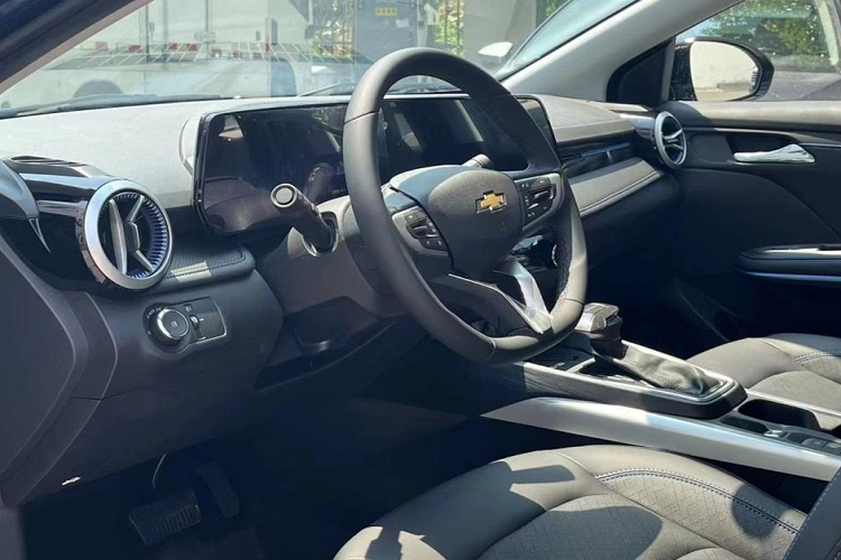Chi tiết Chevrolet Cruze 2023 sắp ra mắt, "sát vách" Việt Nam - Hình 7 Chi tiet Chevrolet Cruze 2023 sap ra mat,