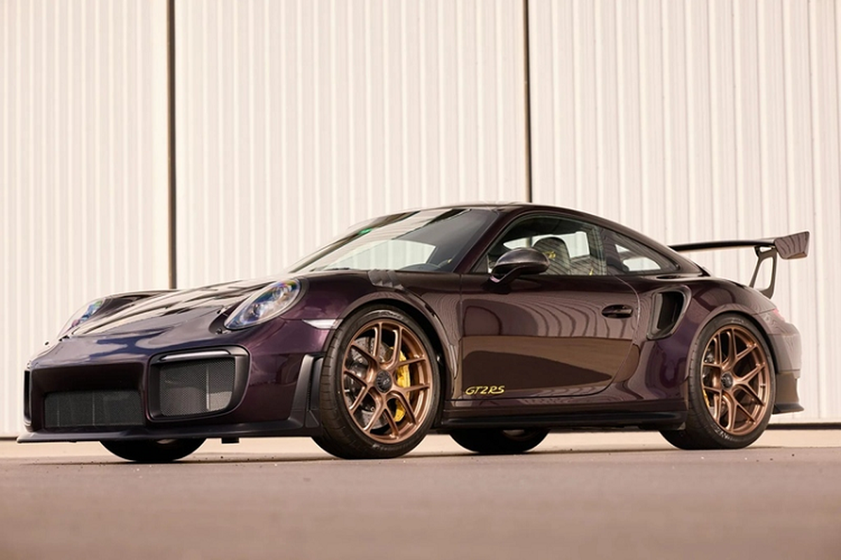 Chiếc Porsche 911 GT2 RS "tím mộng mơ” được trả hơn 8 tỷ đồng - Hình 5 Chiec Porsche 911 GT2 RS