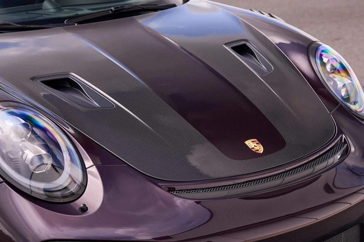 Chiếc Porsche 911 GT2 RS "tím mộng mơ” được trả hơn 8 tỷ đồng - Hình 7 Chiec Porsche 911 GT2 RS