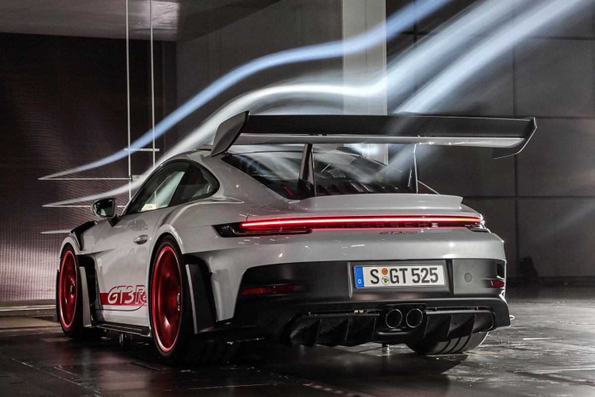 Porsche 911 GT3 RS 2022 mạnh 517 mã lực, hơn 5,4 tỷ đồng - Hình 4 Porsche 911 GT3 RS 2022 manh 517 ma luc, hon 5,4 ty dong-Hinh-4