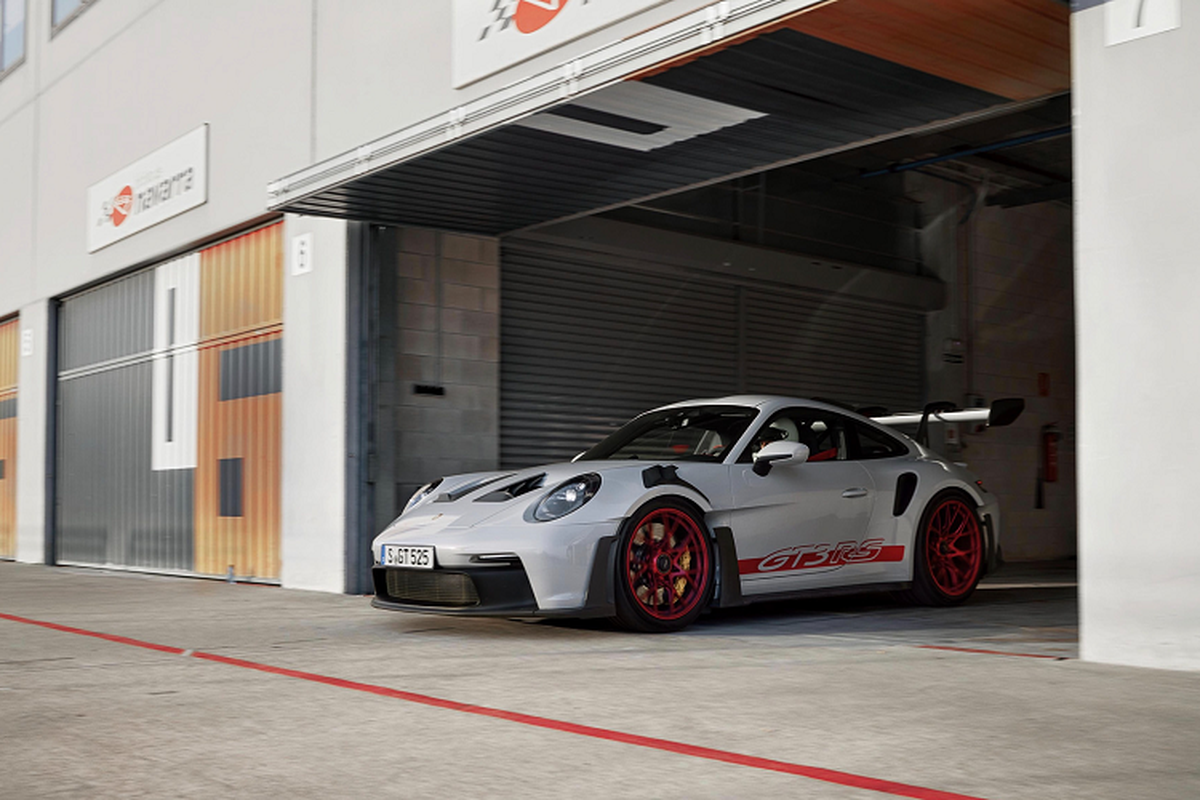 Porsche 911 GT3 RS 2022 mạnh 517 mã lực, hơn 5,4 tỷ đồng - Hình 7 Porsche 911 GT3 RS 2022 manh 517 ma luc, hon 5,4 ty dong-Hinh-7