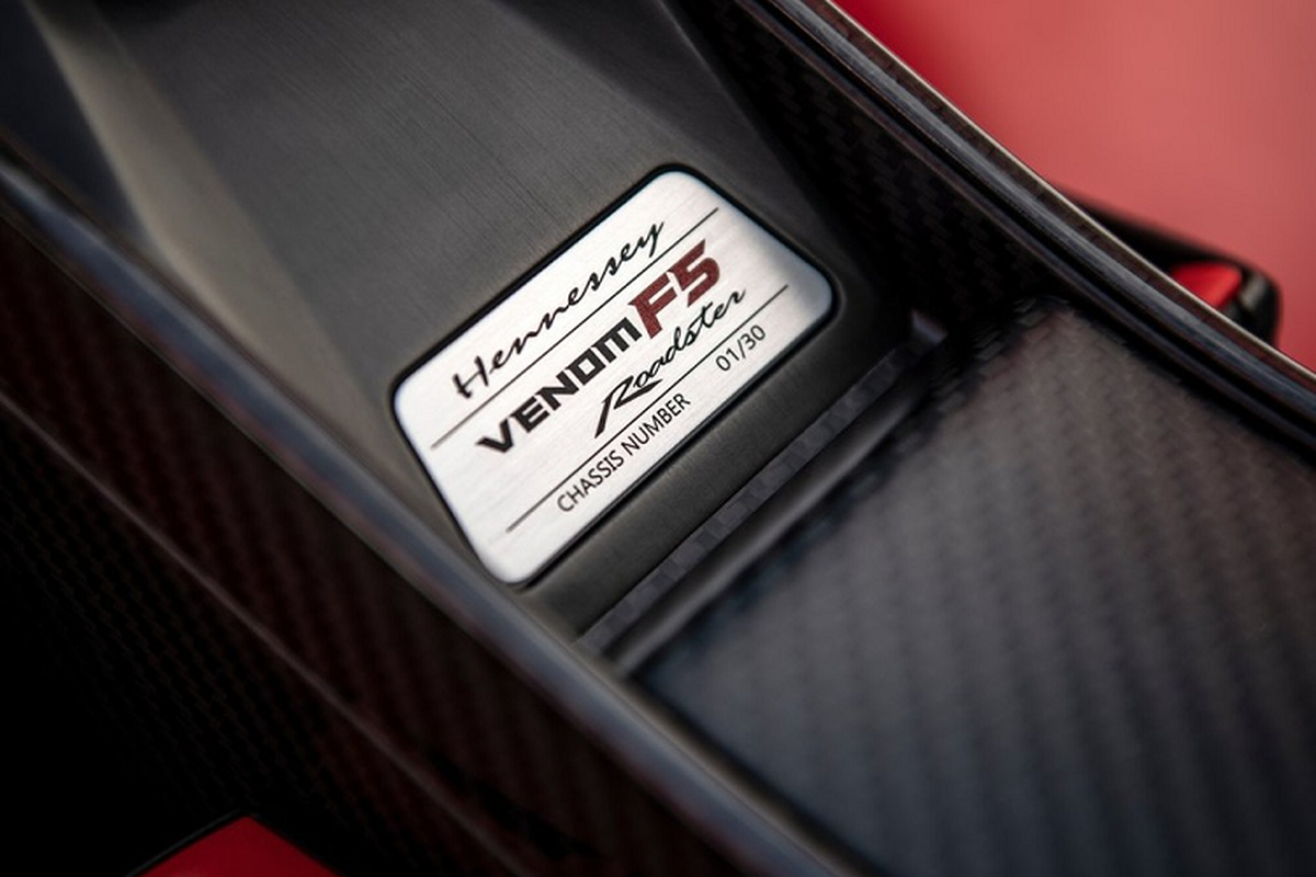 Hennessey Venom F5 Roadster mui trần từ 70 tỷ đồng tốc độ "xe gió" - Hình 7 Hennessey Venom F5 Roadster mui tran tu 70 ty dong toc do