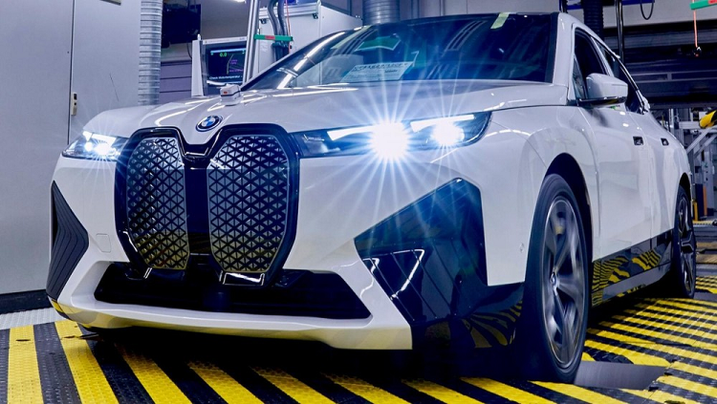 BMW iX 2022 điện đầu tiên về Việt Nam của đại gia Hải Phòng - Hình 3 BMW iX 2022 dien dau tien ve Viet Nam cua dai gia Hai Phong-Hinh-3