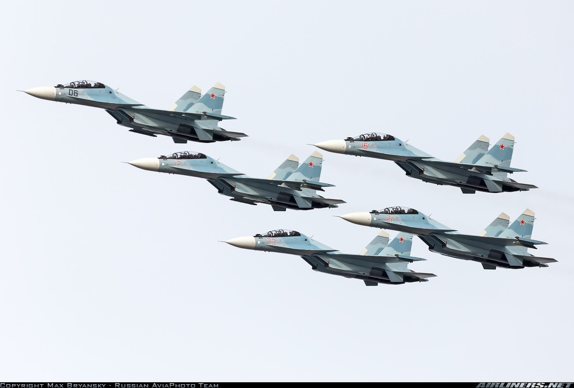 Nga tung Su-30SM ra nuoc ngoai “pha vong vay” cua My