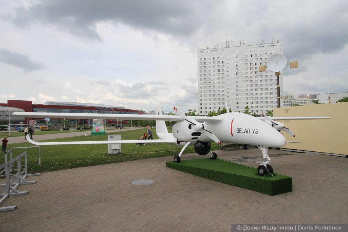 “Hoa mat, chong mat” voi muon kieu UAV o trien lam MILEX 2019-Hinh-16