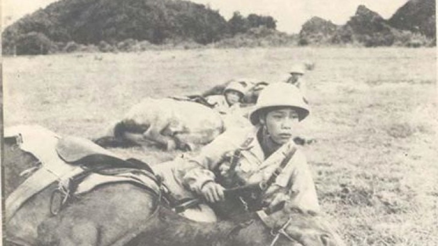 Dieu chua biet ve Doan Canh sat co dong Ky binh Viet Nam-Hinh-4