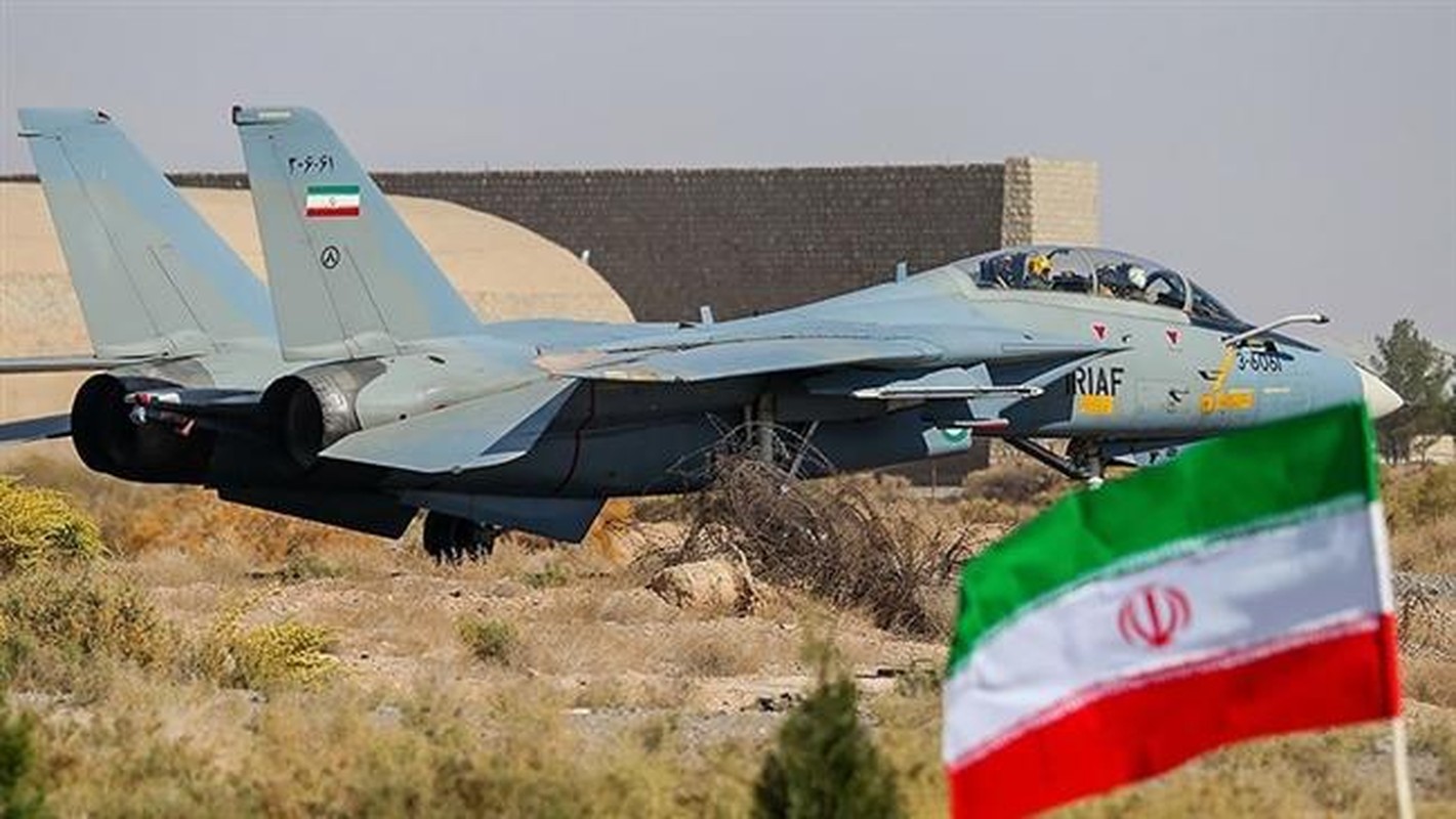 Lieu Iran co chon tiem kich J-10C Trung Quoc thay the cho F-14?-Hinh-2