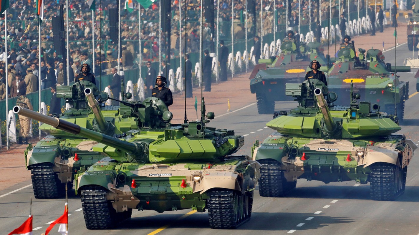 An do “tray da troc vay” noi dia hoa xe tang chu luc T-90-Hinh-8